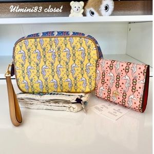 🌸NEW🟡Tory Burch Blake Printed Multi Essentials Wristlet pouch bag & wallet
